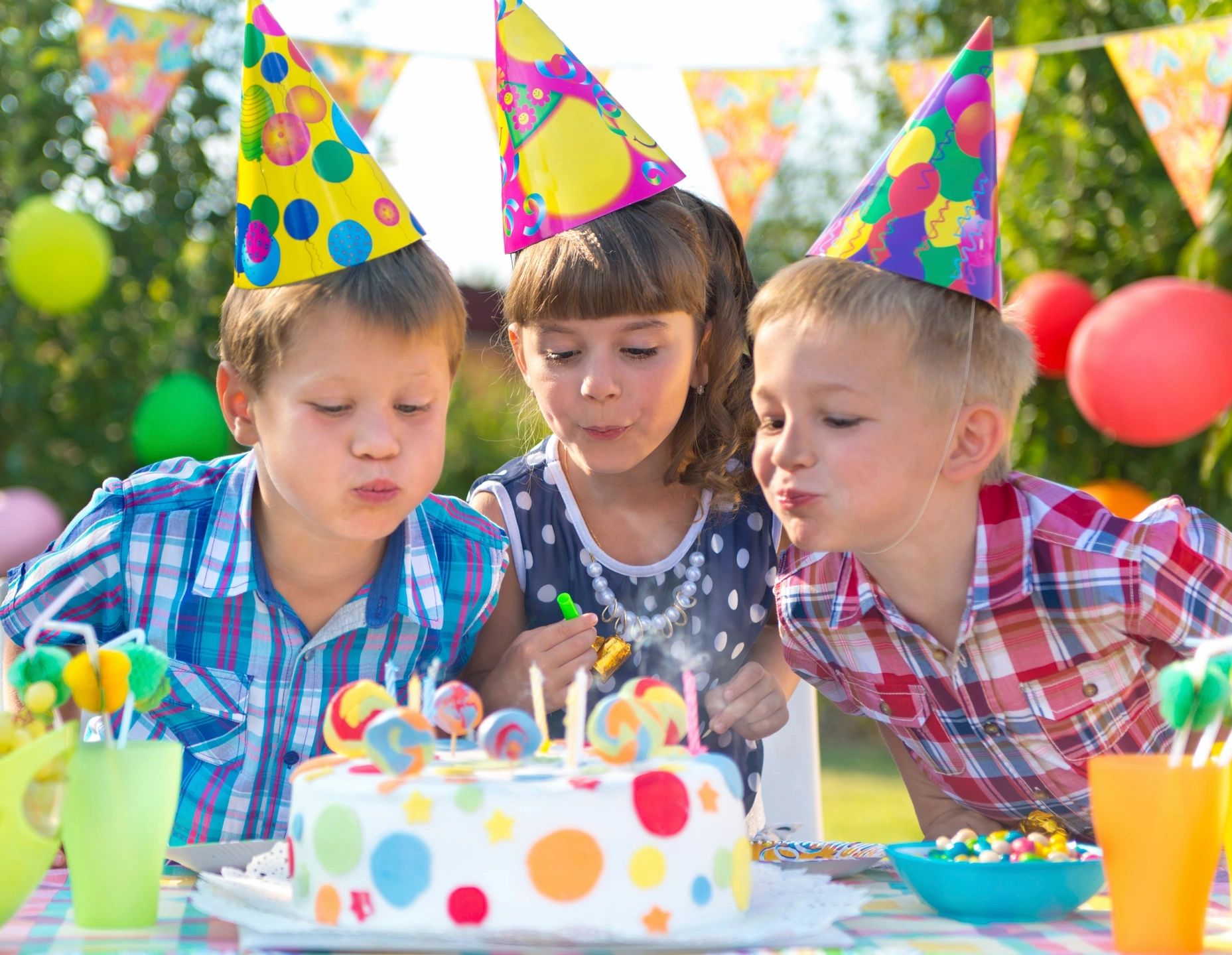 Co-parenting at a child's birthday party